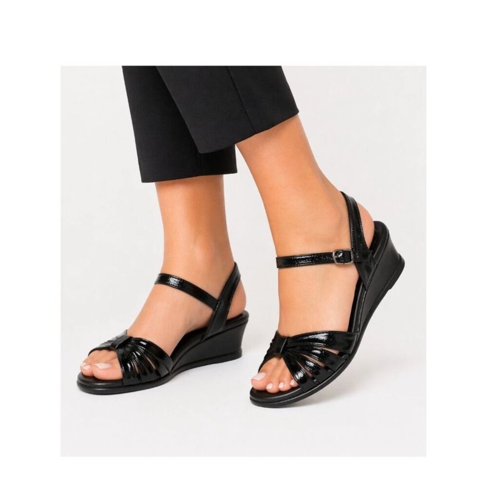 SAS Strippy - Dress Sandal, Black Patent, Size 10.5N, NWOT